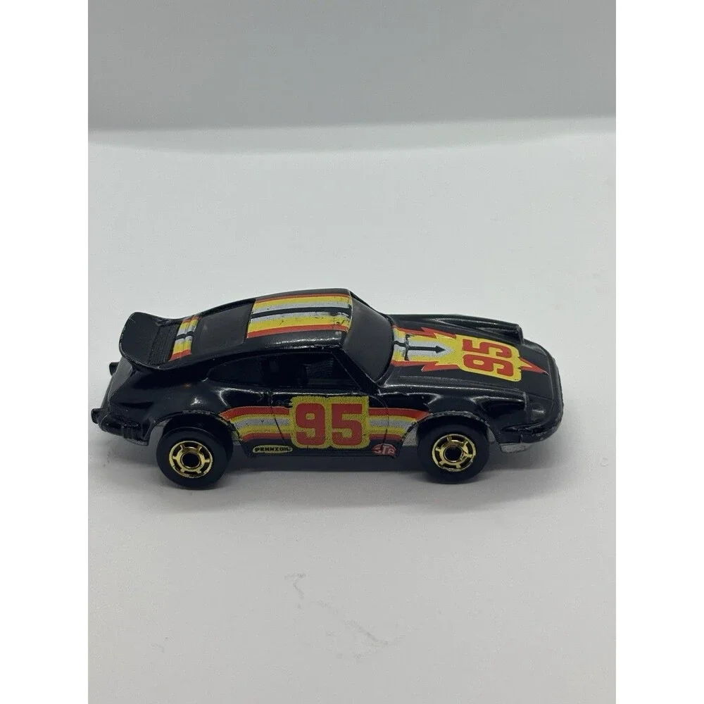 1983 Gold Hub Hot Wheel